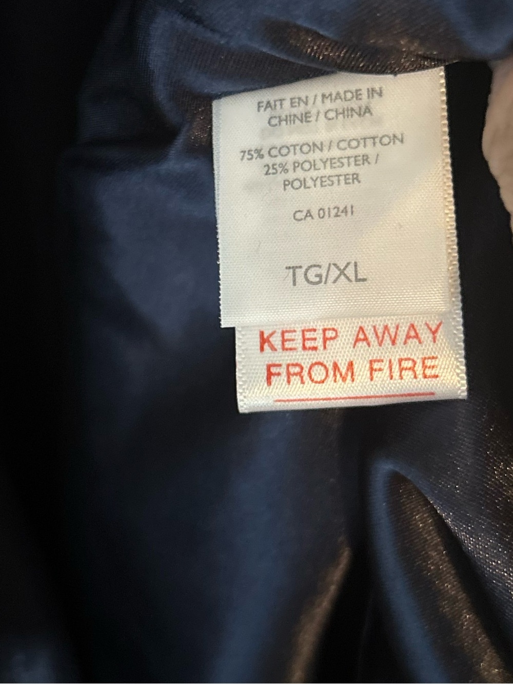 Simons Nu velvet robe - Picture 13 of 14